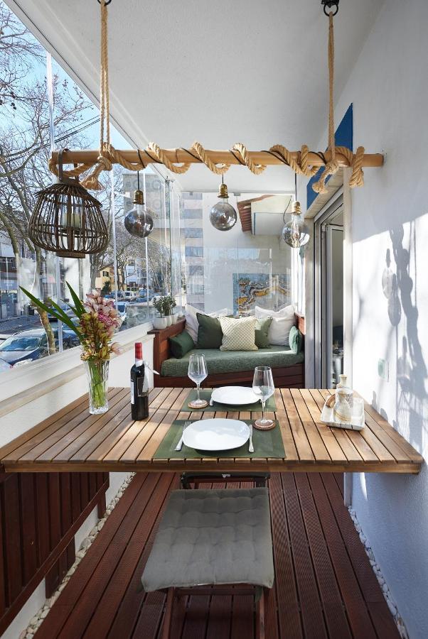 Cozy Beach House Sao Pedro Estoril Sao Pedro do Estoril ภายนอก รูปภาพ